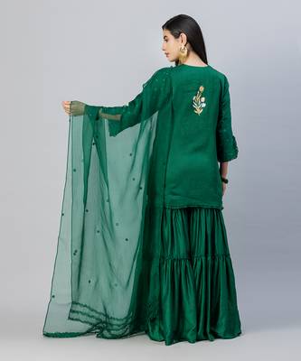 Emerald green tiered gharara set 4