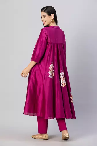 Plum pink free flow anarkali set