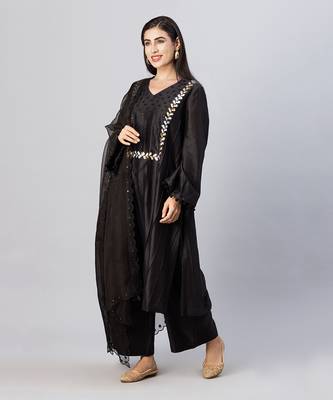 Black straight line kurta set 2