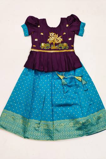 Baby Girls sequence Embroidered Lehenga Choli