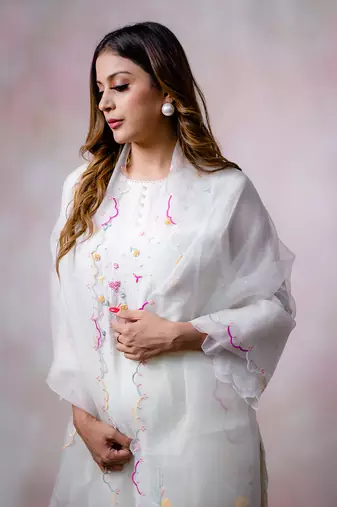Off white malai chanderi kurta set