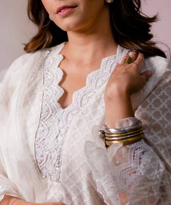 Off white woven chanderi kurta set 3