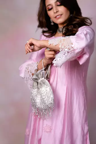 Baby pink chanderi kurta set