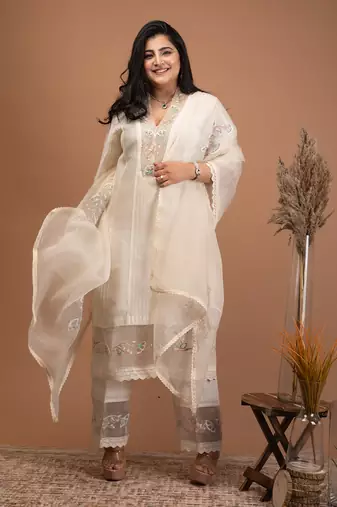 Ivory chanderi kurta set