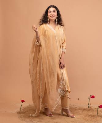 Beige malai chanderi kurta set 1