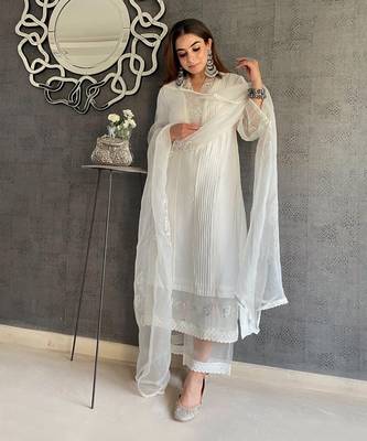 Off-White Chanderi Hand  Embroidered A-Line Plus Size Kurti Set 1