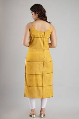 Women Chevron Print Straight Kurta in Yellow 3