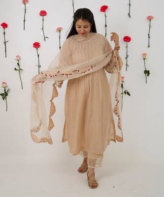 Beige malai chanderi kurta set 1
