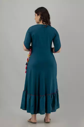 Women Embroidered Anarkali Kurta in Blue