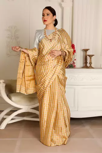 Gold handwoven saree set