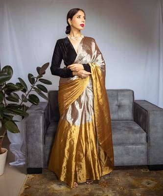 Dark gold handwoven saree set 1