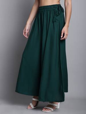 Women Dark Green Solid Flared Palazzos 3