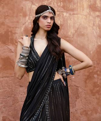 Black georgette saree set 4