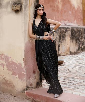 Black georgette saree set 5