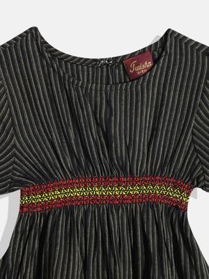 Striped Top With Printed Ghagra- Black & Red 3