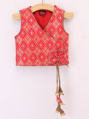 Sleeveless Patola Woven Angarakha Style Choli With Glitter Fish Print Ghagra- Red & Green 2