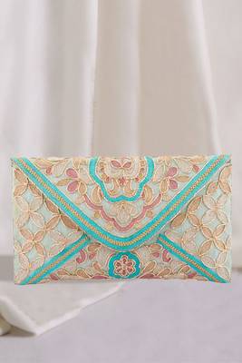 Zari & Sadi Work Clutch 1
