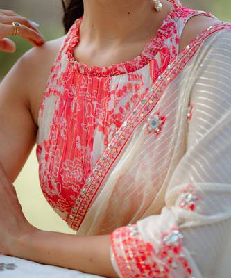Red Printed Georgette Hand Embroidered Saree Set 4