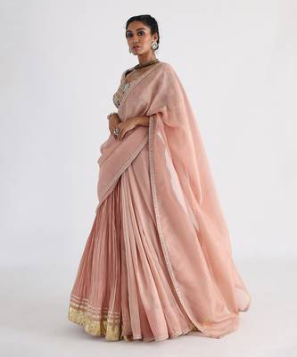Peach inaya saree set 2