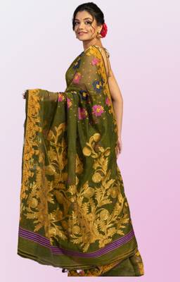 Sap Green jamdani saree with all over flower motifs 2