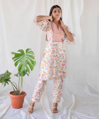 Off white dupion silk and butter crape kurta set 1