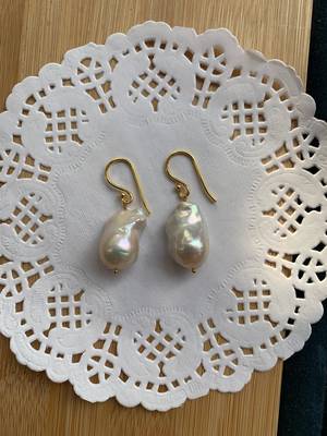 Baroque Pearl Earrings ( Gold Plated) 1