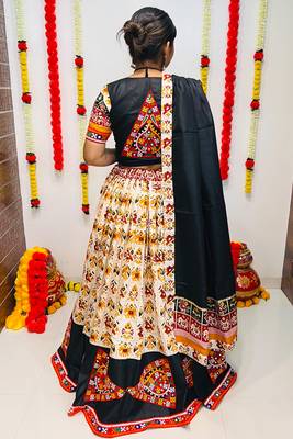 NAVRATRI SPECIAL MULTICOLOR PRINTED  SEMI-STITCHED LEHENGA, UN-STITCHED BLOUSE , DUPATTA 3