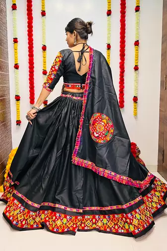 NAVRATRI SPECIAL BLACK COLOR GAMTHI WORK SEMI-STITCHED LEHENGA, UN-STITCHED BLOUSE , DUPATTA