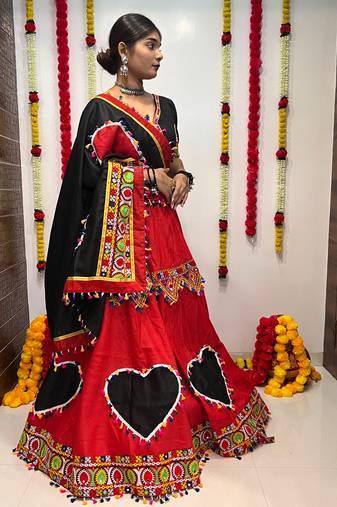 RED COLOR GAMTHI WORK COTTON SEMI-STITCHED NAVRATRI LEHENGA, UN-STITCHED BLOUSE , DUPATTA
