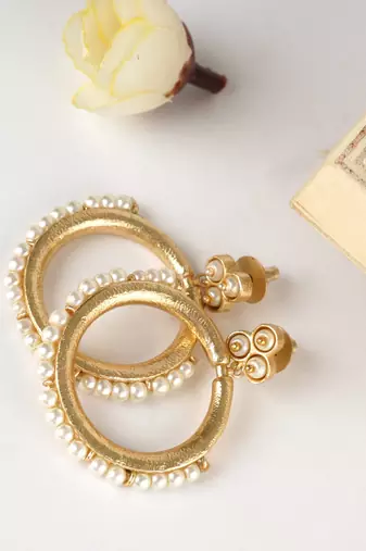Diva Pearl Hoops