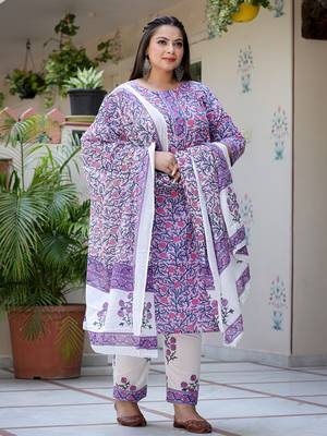  lavender & white ethnic motifs printed plus size kurta with trousers & dupatta 2
