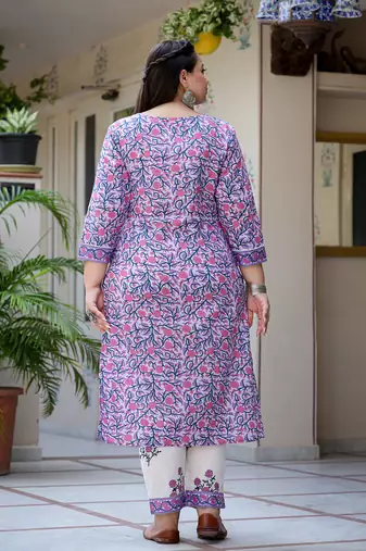 lavender & white ethnic motifs printed plus size kurta with trousers & dupatta