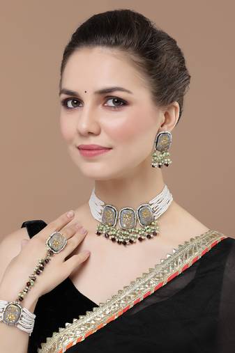 Blue & green drop earring with kundan &  pearls