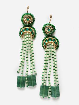 Green & white drop earring with kundan &  pearls 3