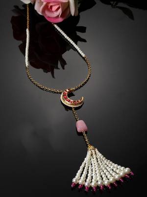 Red & pink haar necklace with pearls &  natural stones 2