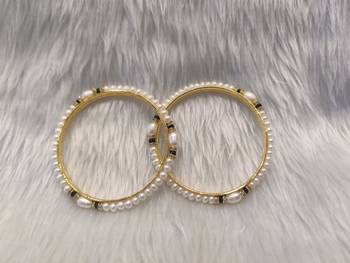 Mannat raj pearls and jewellers natural fresh water hyderabadi beautiful pearls bangles 1