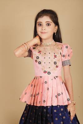 Kids Rose Pink New south Indian traditional pattu pavadai Jacquard Lehenga choli for girls dress 3