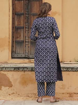 women navy blue geometric straight kurta pant and dupatta set 3