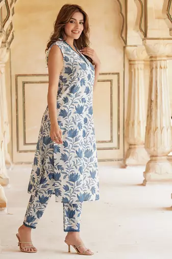 women blue floral straight kurta pant set
