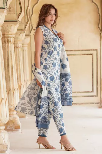 women blue floral straight kurta pant and dupatta set