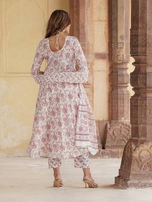 women rust floral anarkali kurta pant and dupatta set 3
