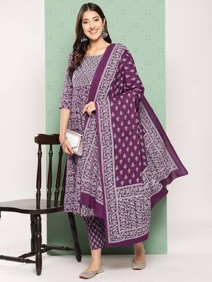 women purple floral anarkali kurta pant and dupatta set 4