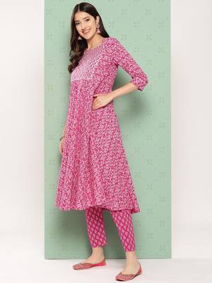 women red floral anarkali kurta pant and dupatta set 2