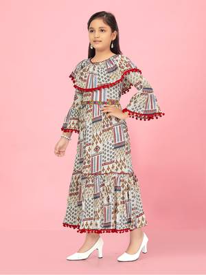 Aarika girls multi colour printed polycrepe dress 3
