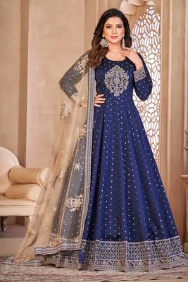 Blue taffeta butti heavy thread embroidery sequins work salwar kameez 1