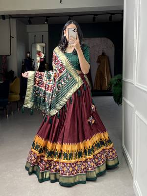 Women's Tussar Silk With Patola Print And Foil Work Lehenga Choli 6