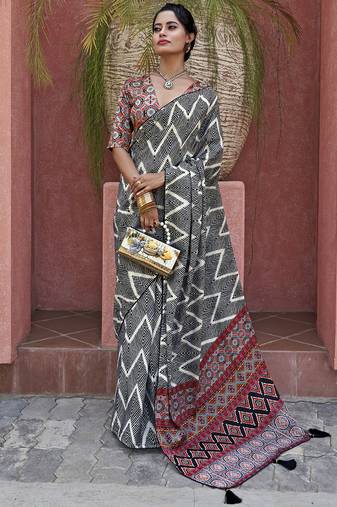 Captivating Black Digital Printed Crepe Event Wear Saree With Blouse