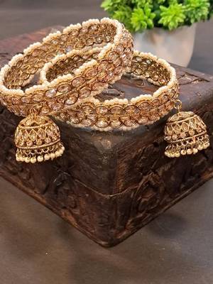 Premium Quality Gold Plated Kundan Pearl Set of 2 Brass Bangles 1