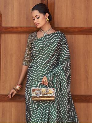 Attractive Green Digital Printed Crepe Festival Wear Saree With Blouse 3