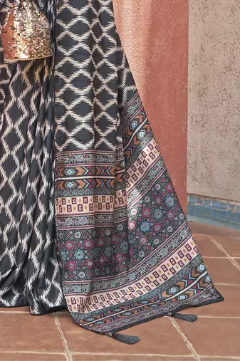 Embrace Black Digital Printed Crepe Festivities Saree & Blouse